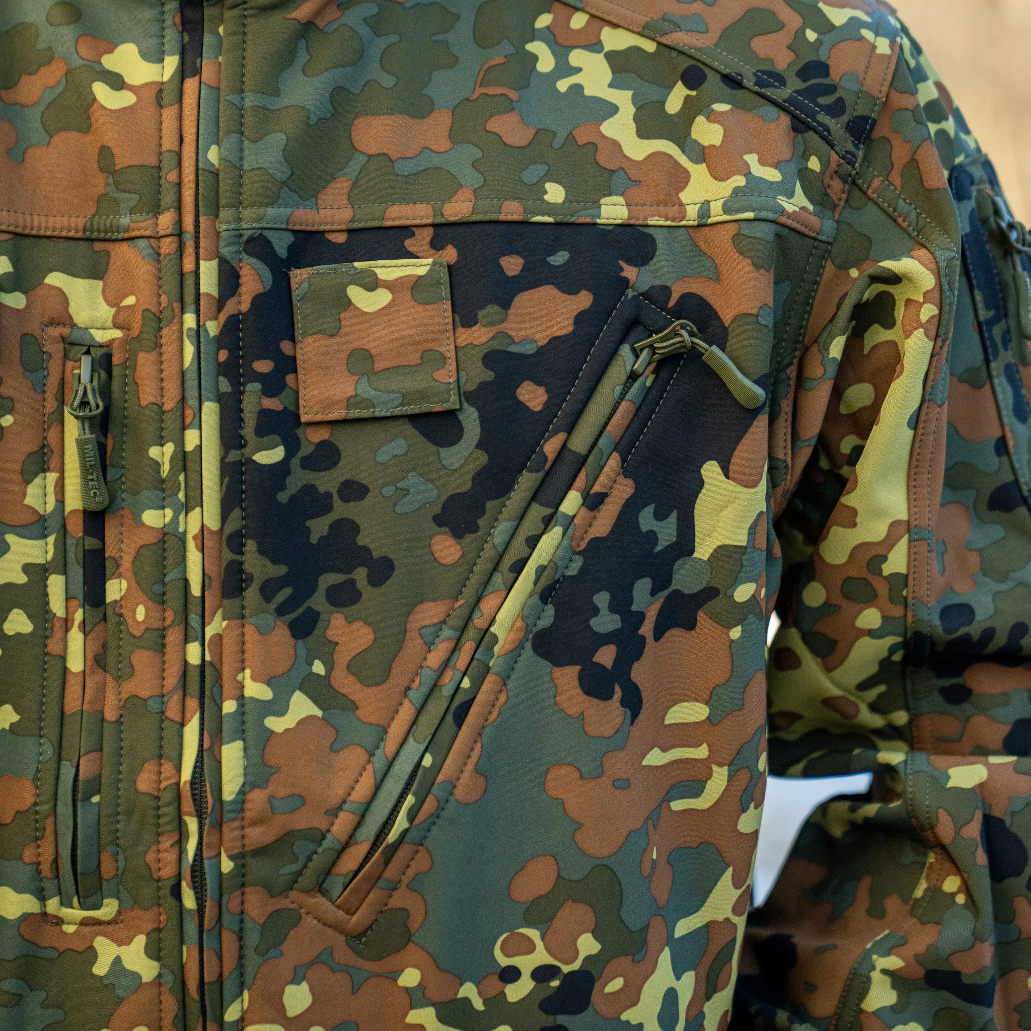 Mil-Tec Flecktarn Softshell Jacket